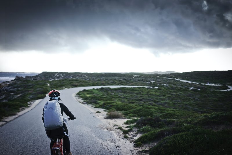 Fahrradfahrer macht eine Radtour